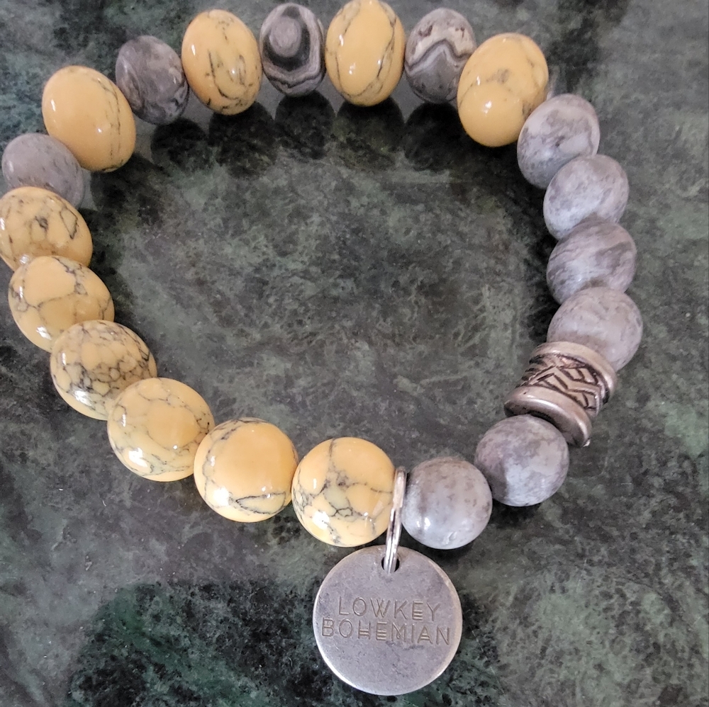 LOWKEY BOHEMIAN Stone beaded bracelet. - Picture 1 of 4